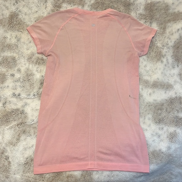 Pink swiftly tech - Picture 2 of 5